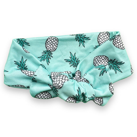 Pineapples Bow
